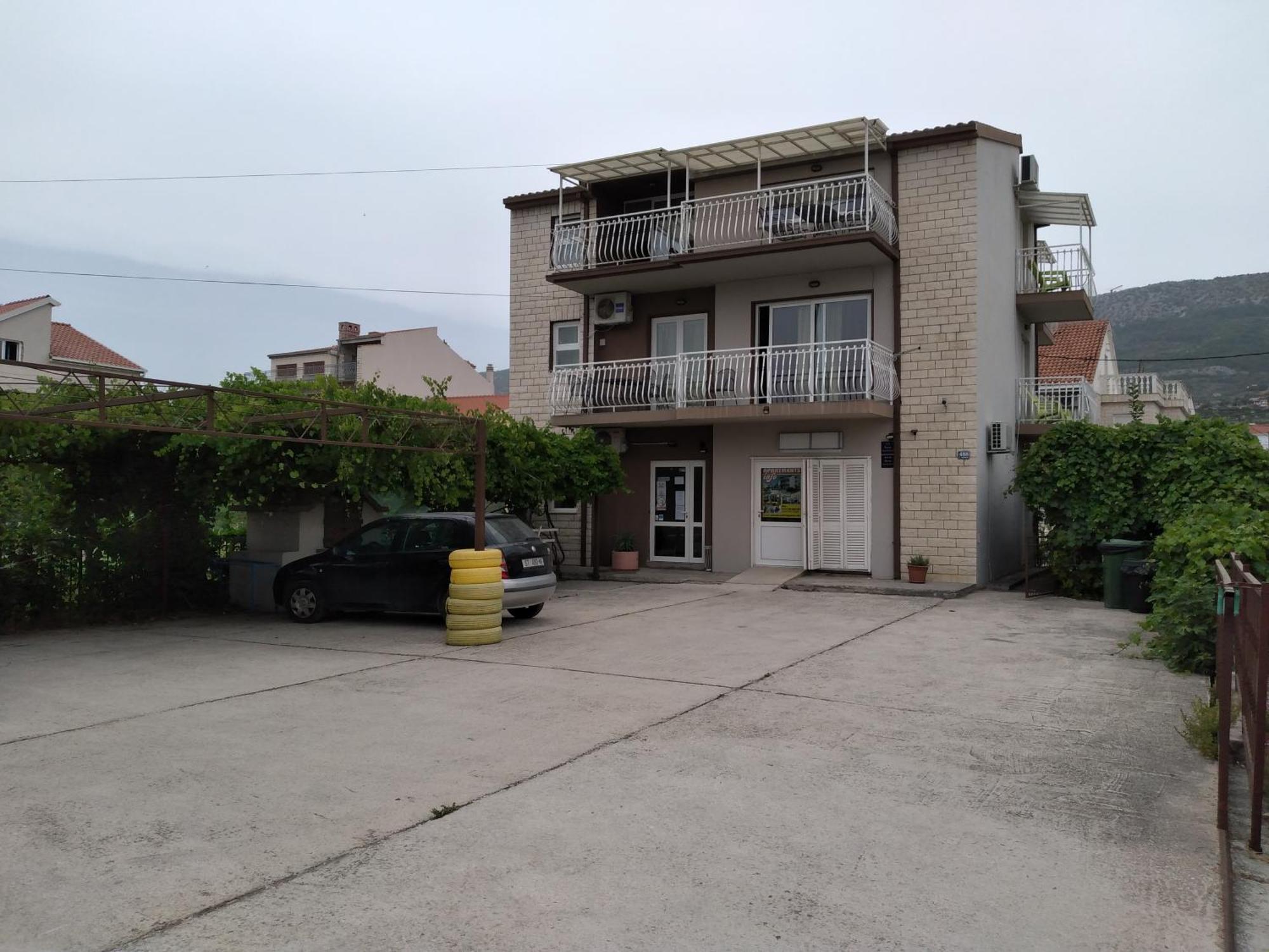 Pauli Apartment Kastela Bilik gambar