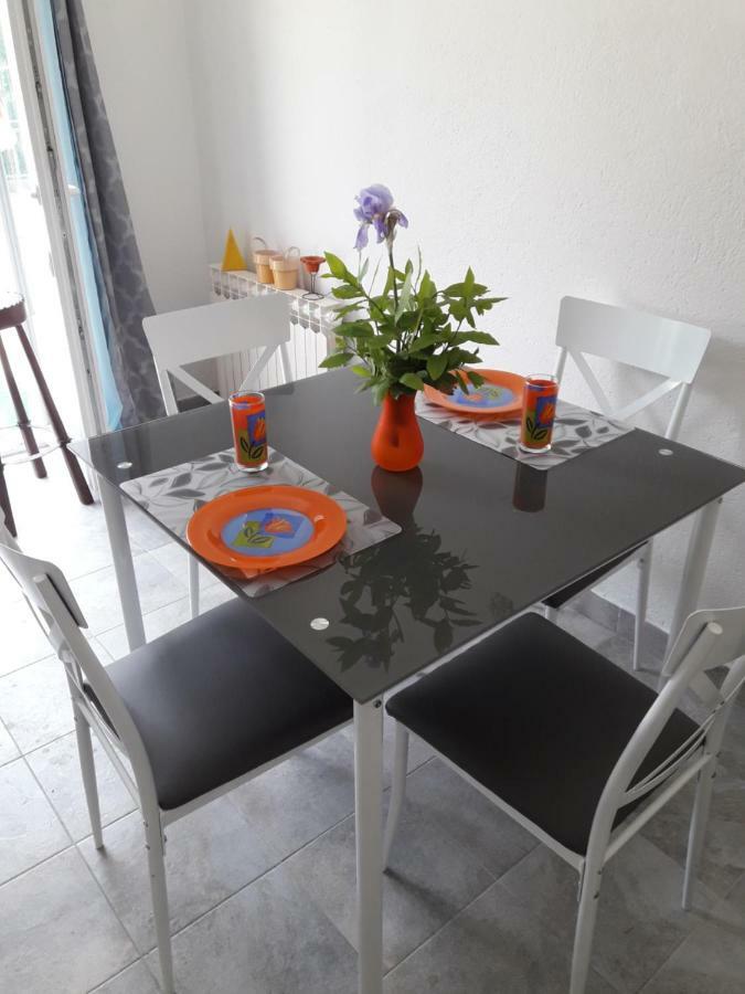 Pauli Apartment Kastela Luaran gambar